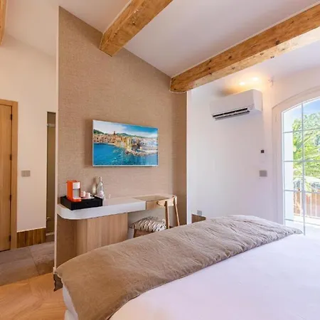 ベッド・アンド・ブレックファスト Le Quatre Saisons Et Ses 7 Somptueuses A 300 Euros Par Chambre